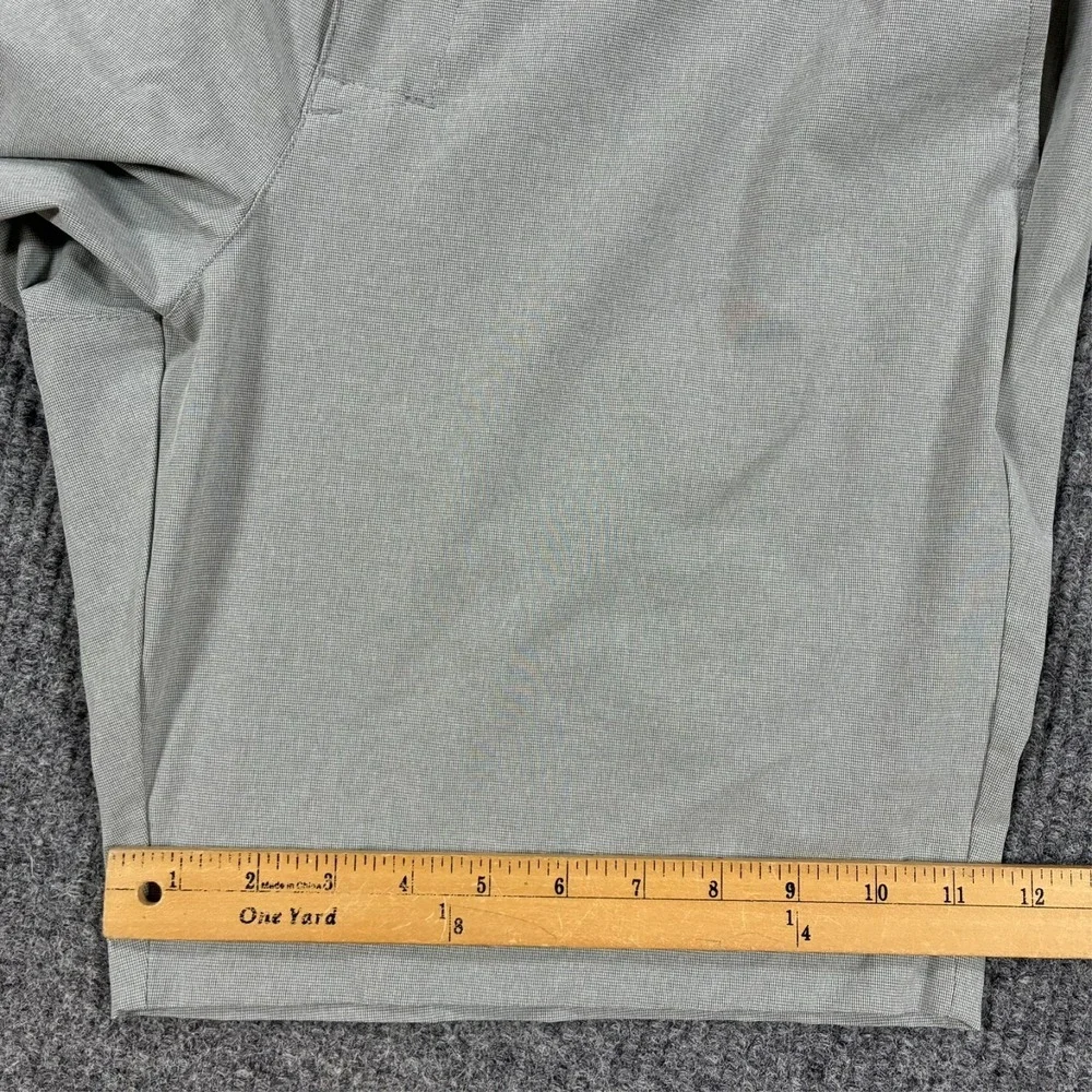 Banana Republic Mens Shorts Size 36 Gray Flat Front Casual Chino Lightweight